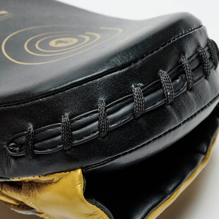 Leone Focus Mitts - Professional Training Gear Close Up View
