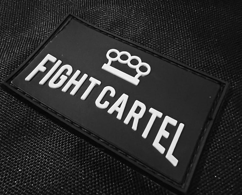 Experience the ultimate in cutman gear with the Rival No Swell Square - your go-to swelling solution for combat sports. Keep it chilled in your ice bucket for optimal results. Upgrade your corner with this essential piece of boxing equipment today! #boxing #cutmangear #swellingsolution Close up View