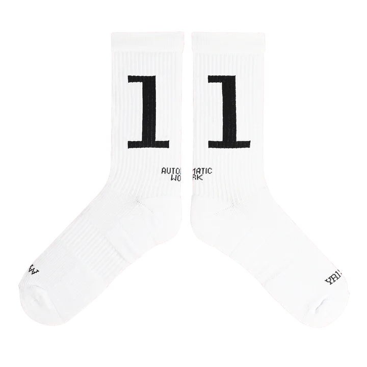 YR1SW Crew Socks: Comfortable crew socks with arch support. Full View